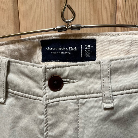 Abercrombie & Fitch Skinny Stretch khaki pants/slacks - Picture 2 of 3